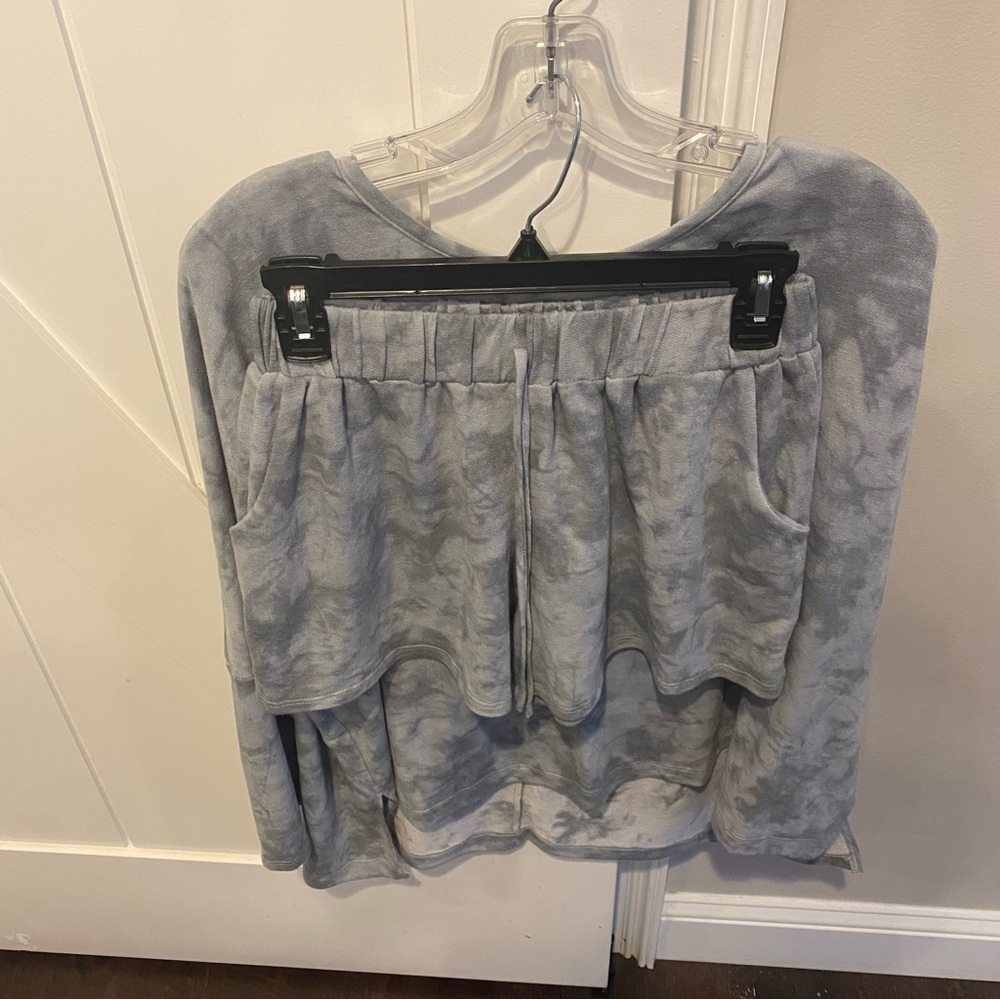 NWOT Dear Apple Lounge Set